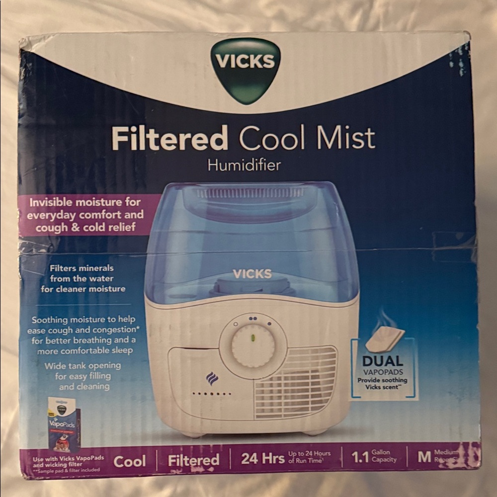 Vicks Filtered Cool Mist Humidifier - Blue and White